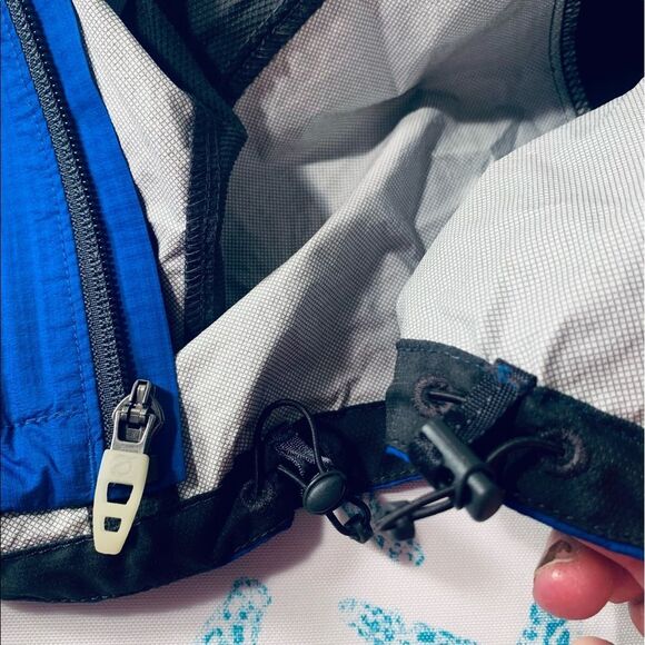 The North Face Jacket - Picture 11 of 12